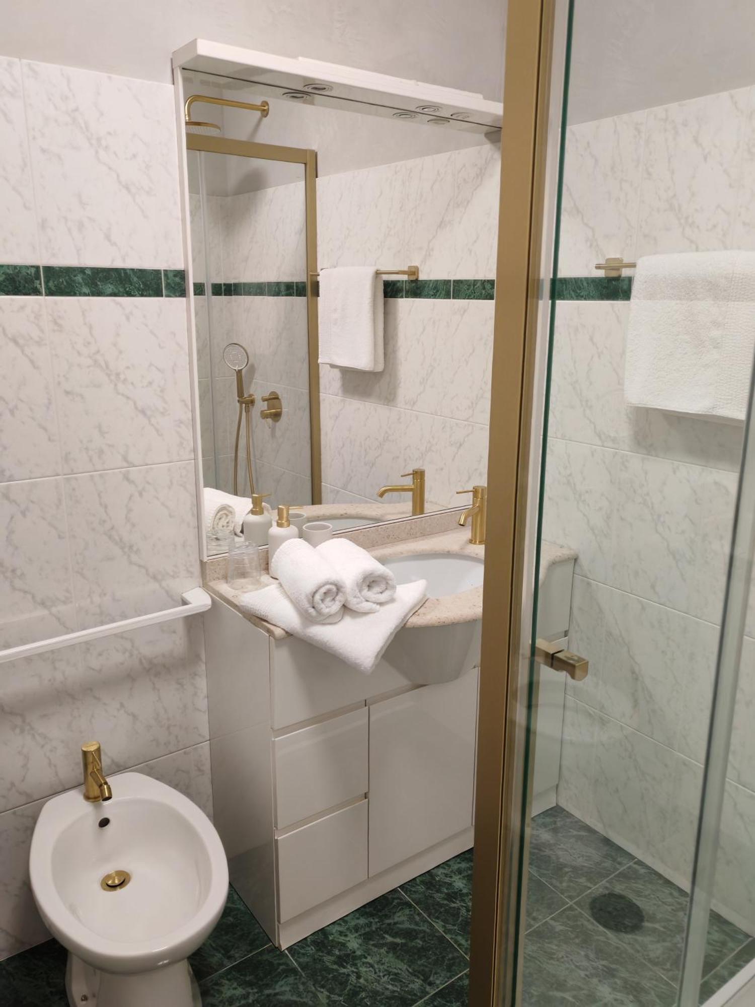 Villa "Pied-A-Terre" Residence & Spa Umag Buitenkant foto